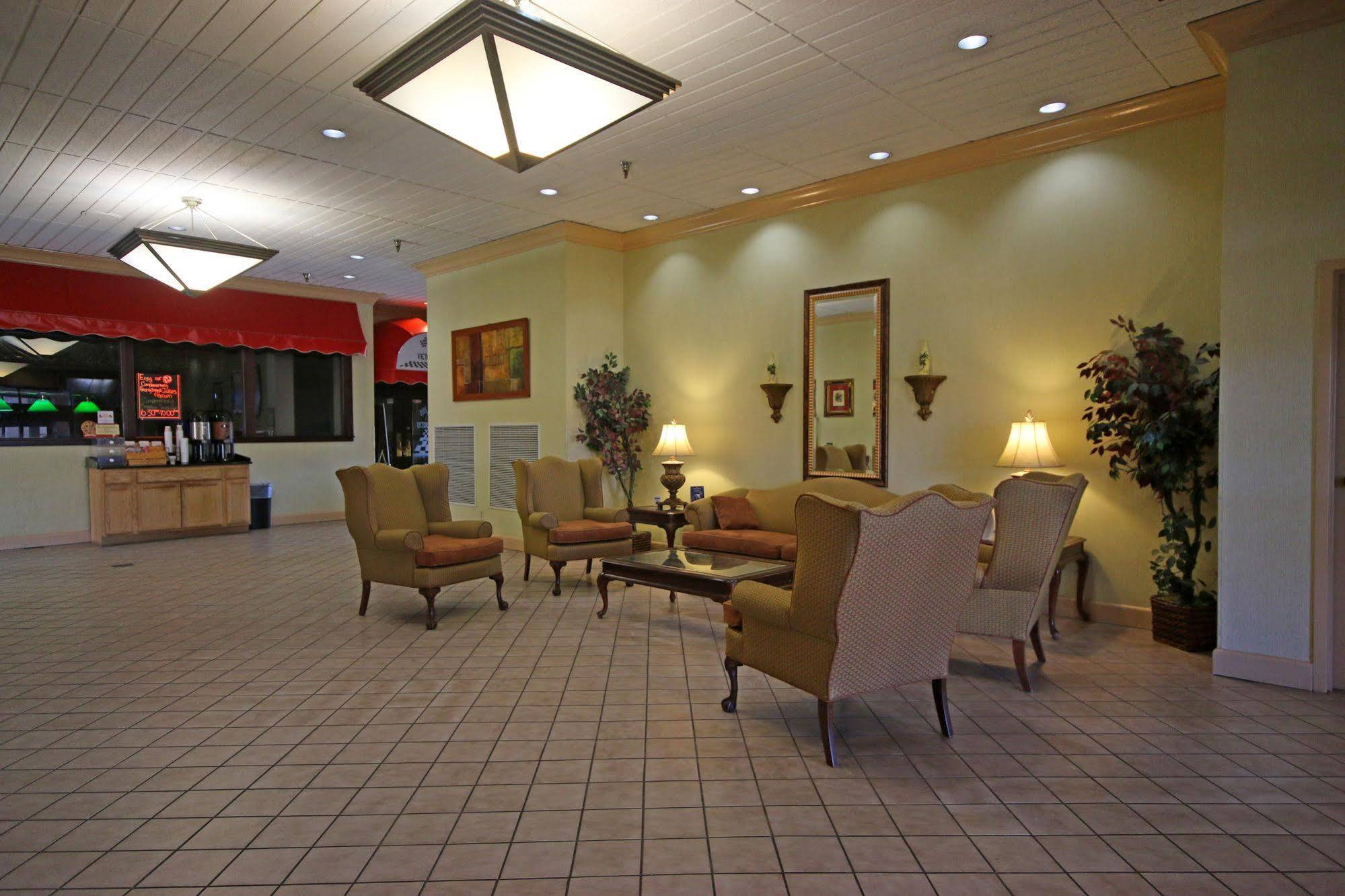 Ramada By Wyndham Wytheville Eksteriør bilde